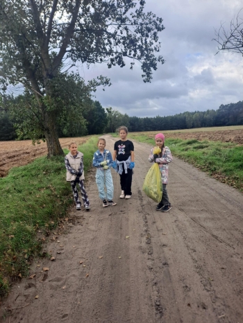 214379b9-5865-4a86-b1fb-eb24a454f3af