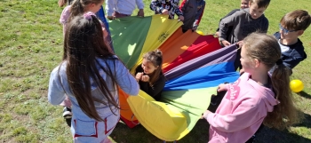 553b1b7f-af7b-4a03-bcb6-3949200b0e3e