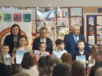 797bb2e5-8669-49a6-aafe-37540fddfe3b.jfif