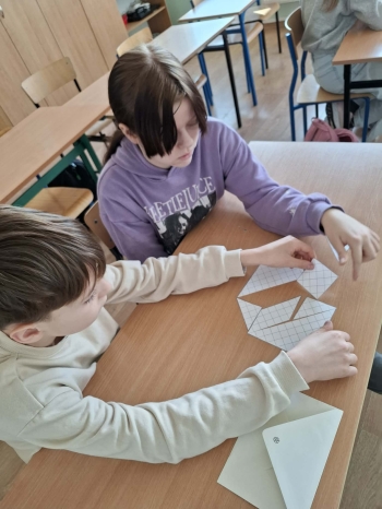 7a0e4fe6-497f-4e9f-8718-e48ee5ecdbd2.jfif