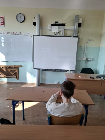 b1891ea8-7aa4-4aad-a348-cc2ce7e7b161.jfif