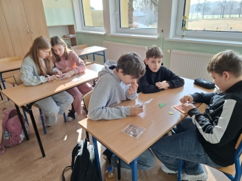 fd557bd8-260f-4fcf-9b5f-5a9517f5db46.jfif