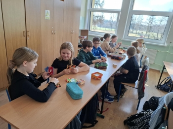 20ebd4b2-bdd0-46db-8daa-cbfafd1c8e20.jfif