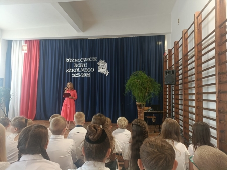 UROCZYSTE ROZPOCZĘCIE ROKU SZKOLNEGO 2025/2026