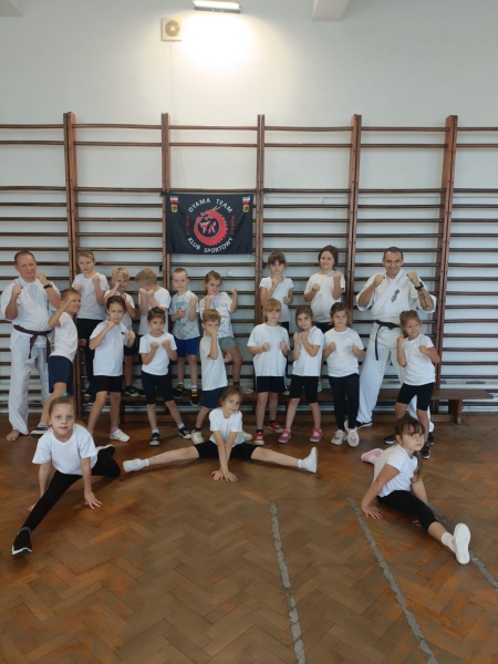 TRENING KARATE KYOKUSHIN dla uczniów klas I–III oraz IV–VIII
